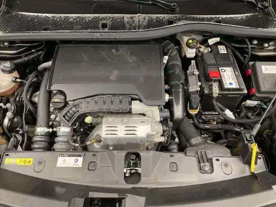 PEUGEOT 2008 II - voiture d'occasion - Photo 20