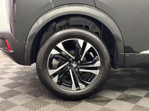 PEUGEOT 2008 II - voiture d'occasion - Photo 24