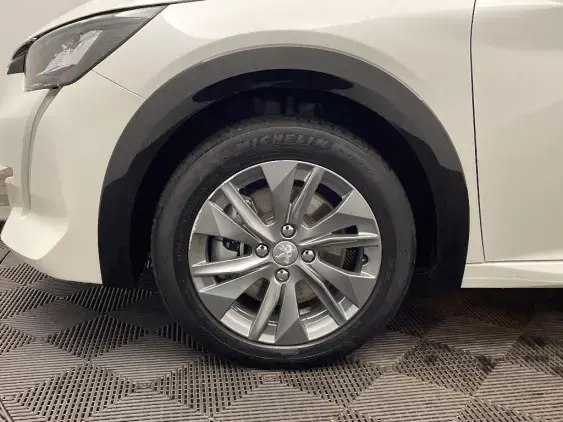 PEUGEOT 208 ELECTRIQUE II - voiture d'occasion - Photo 22