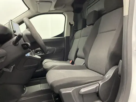 PEUGEOT PARTNER III - voiture d'occasion - Photo 16