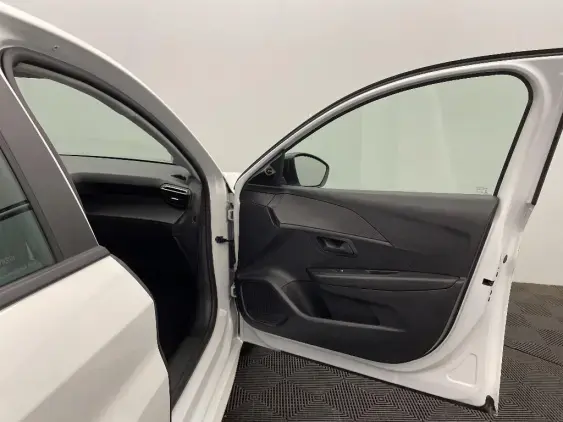 PEUGEOT 208 BUSINESS R II - voiture d'occasion - Photo 20