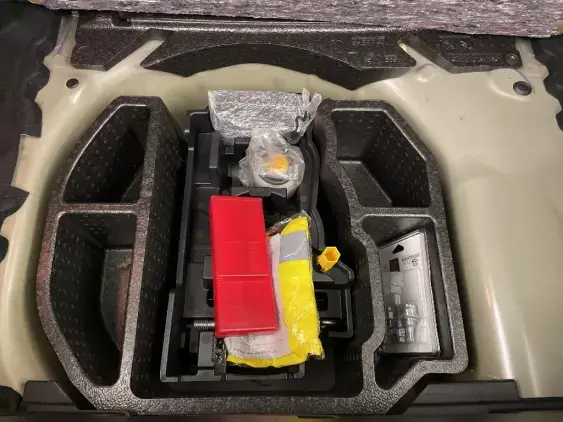 PEUGEOT 208 BUSINESS R II - voiture d'occasion - Photo 17