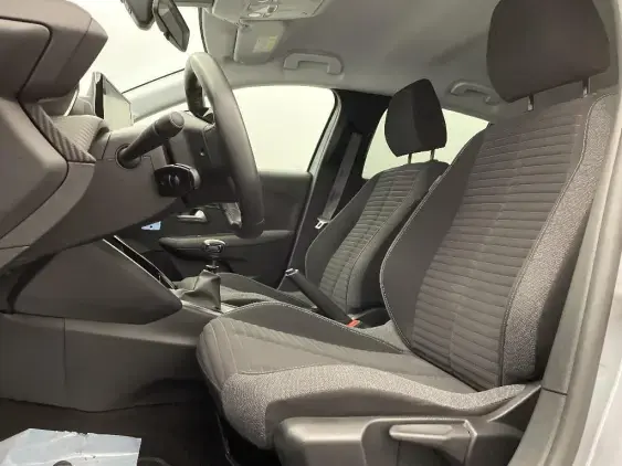 PEUGEOT 208 BUSINESS R II - voiture d'occasion - Photo 18