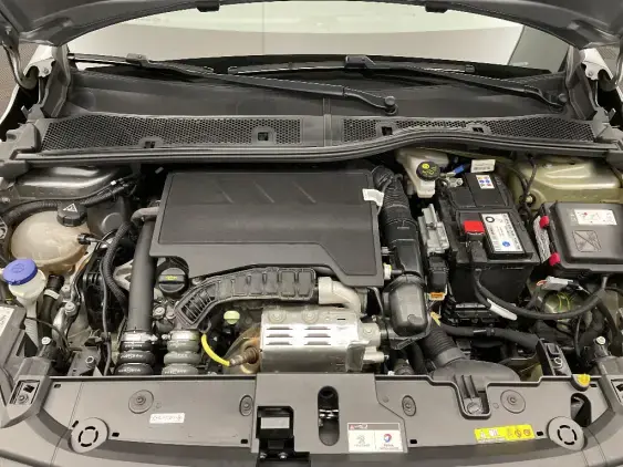 PEUGEOT 208 BUSINESS R II - voiture d'occasion - Photo 21