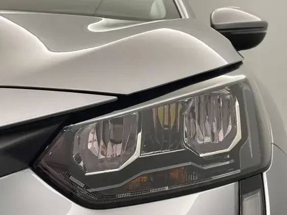 PEUGEOT 208 BUSINESS R II - voiture d'occasion - Photo 22