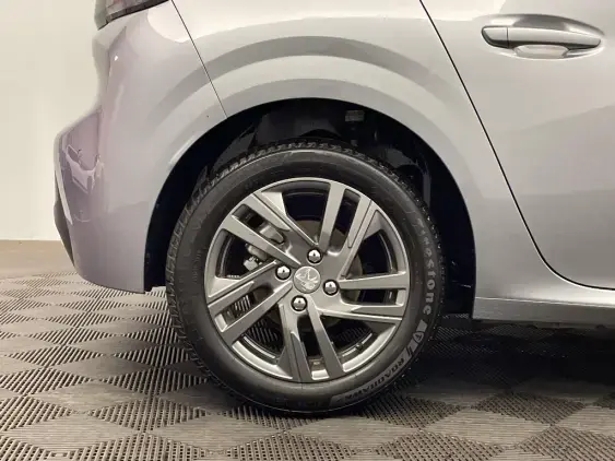 PEUGEOT 208 BUSINESS R II - voiture d'occasion - Photo 25