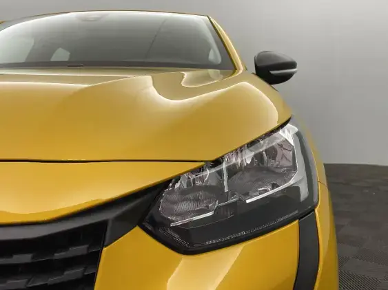 PEUGEOT 208 BUSINESS R II - voiture d'occasion - Photo 21