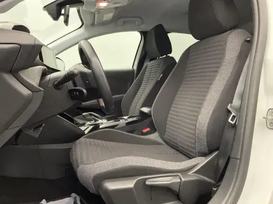 PEUGEOT 208 ELECTRIQUE II - voiture d'occasion - Photo 17