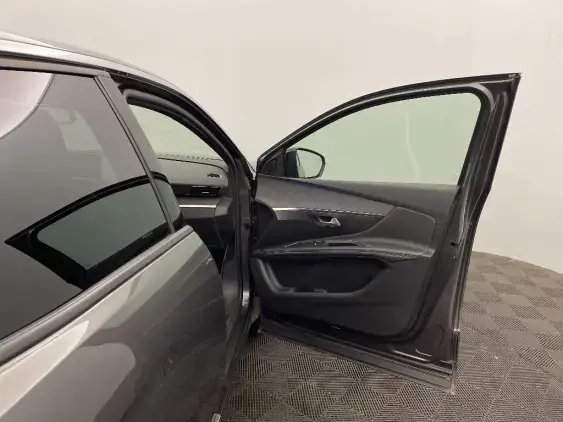 PEUGEOT 3008 II - voiture d'occasion - Photo 19