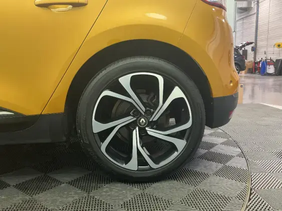 RENAULT SCENIC IV - voiture d'occasion - Photo 22