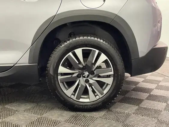 PEUGEOT 2008 - voiture d'occasion - Photo 24