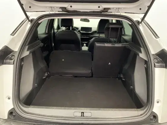 PEUGEOT 2008 II - voiture d'occasion - Photo 16