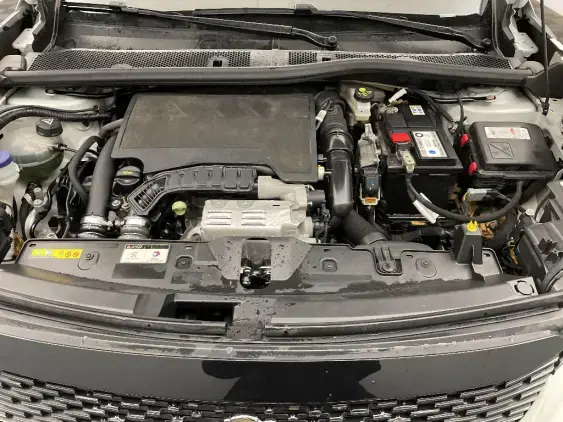 PEUGEOT 2008 II - voiture d'occasion - Photo 20