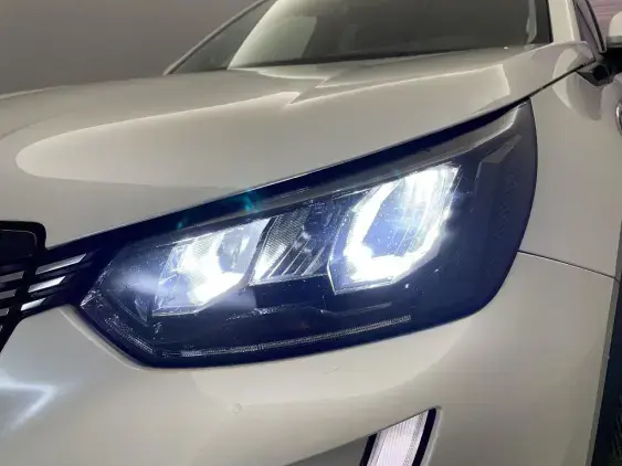 PEUGEOT 2008 II - voiture d'occasion - Photo 21