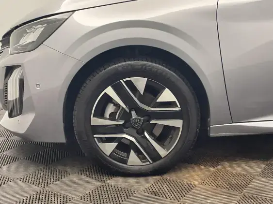 PEUGEOT 208 II - voiture d'occasion - Photo 22