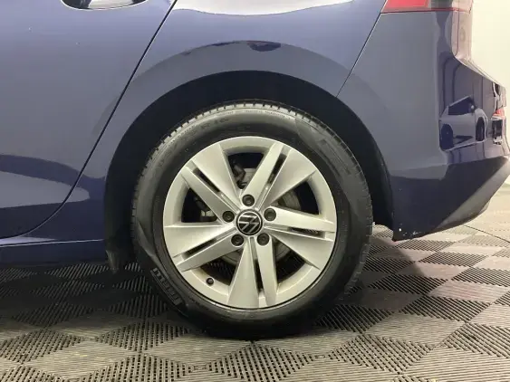 VOLKSWAGEN GOLF VIII - voiture d'occasion - Photo 24