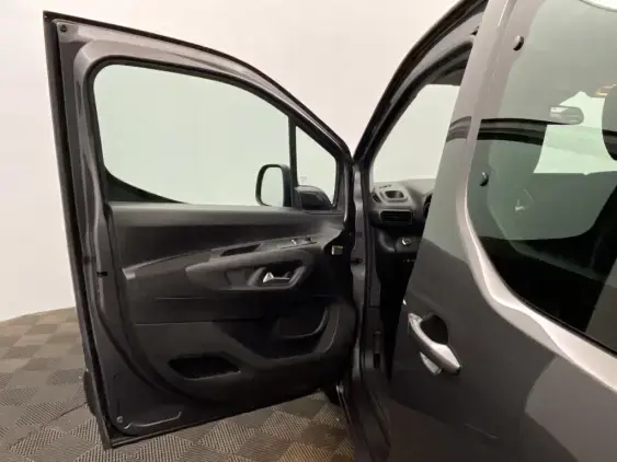 OPEL COMBO D - voiture d'occasion - Photo 19