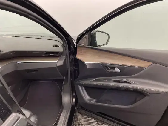 PEUGEOT 3008 II - voiture d'occasion - Photo 19