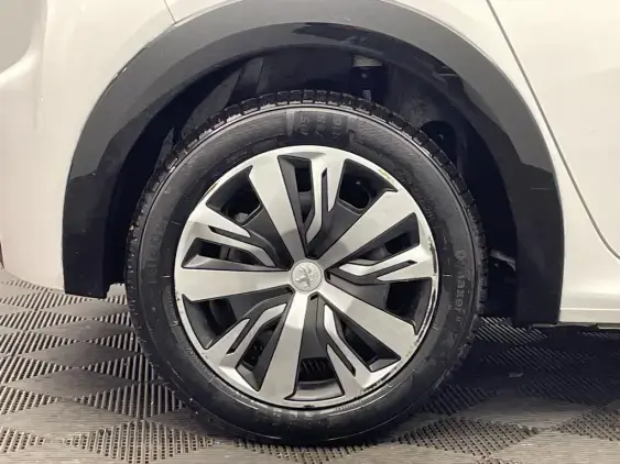 PEUGEOT 208 ELECTRIQUE II - voiture d'occasion - Photo 23