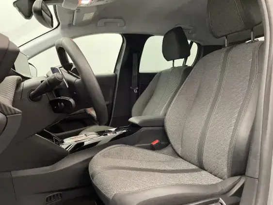 PEUGEOT 208 II - voiture d'occasion - Photo 17