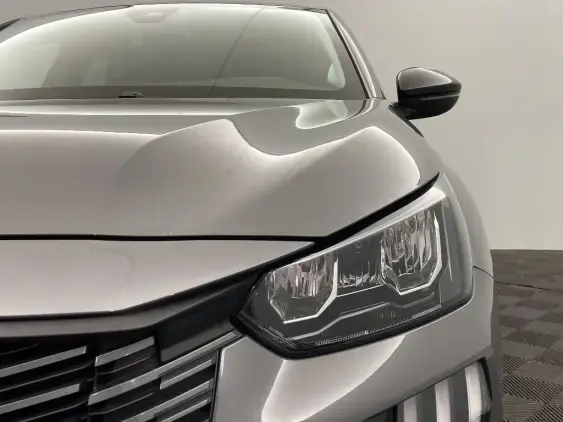 PEUGEOT 208 II - voiture d'occasion - Photo 21