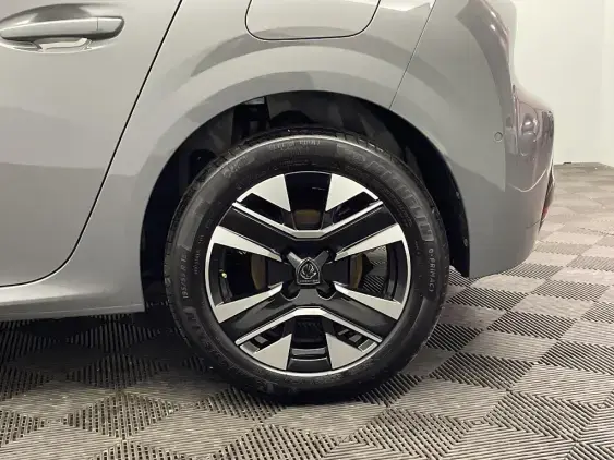 PEUGEOT 208 II - voiture d'occasion - Photo 23