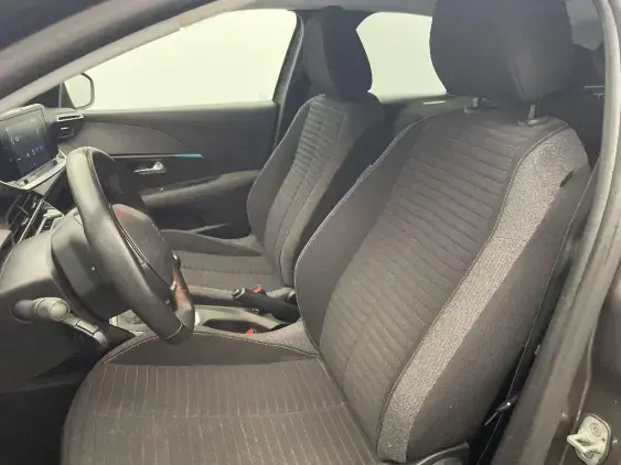 PEUGEOT 208 BUSINESS R II - voiture d'occasion - Photo 18