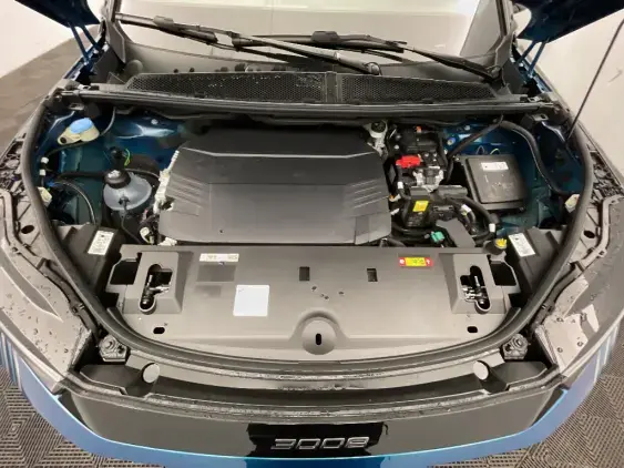 PEUGEOT 3008 ELECTRIQUE III - voiture d'occasion - Photo 19