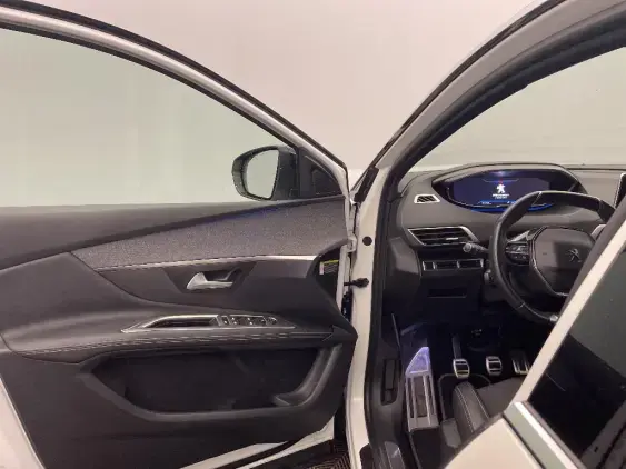 PEUGEOT 3008 II - voiture d'occasion - Photo 17