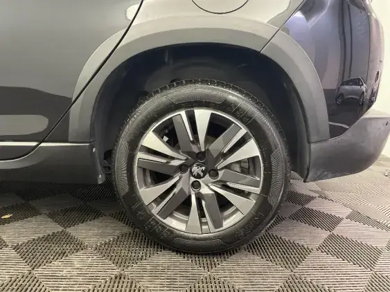 PEUGEOT 2008 - voiture d'occasion - Photo 23