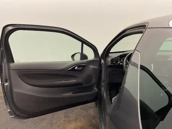 DS DS 3 CROSSBACK I - voiture d'occasion - Photo 18