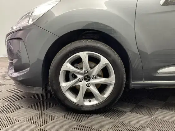 DS DS 3 CROSSBACK I - voiture d'occasion - Photo 22