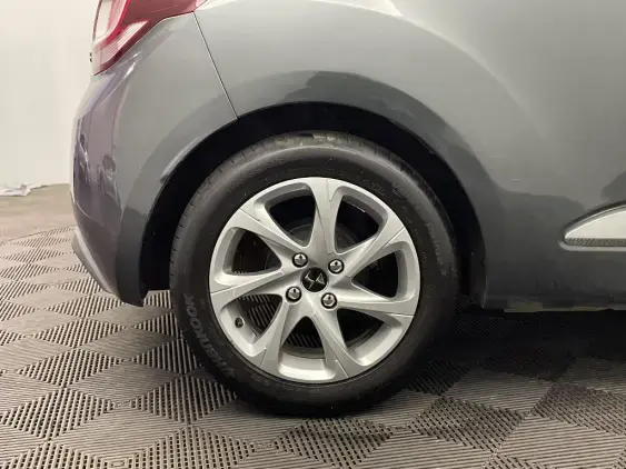 DS DS 3 CROSSBACK I - voiture d'occasion - Photo 24