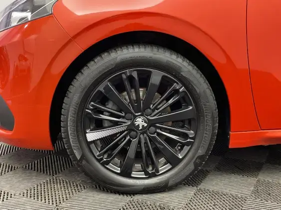 PEUGEOT 208 - voiture d'occasion - Photo 23