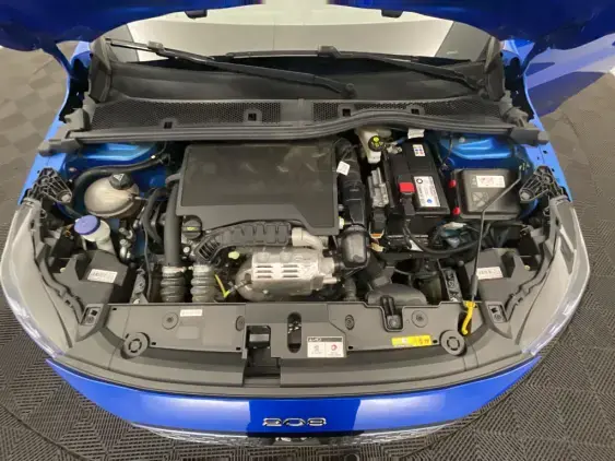 PEUGEOT 208 BUSINESS R II - voiture d'occasion - Photo 21