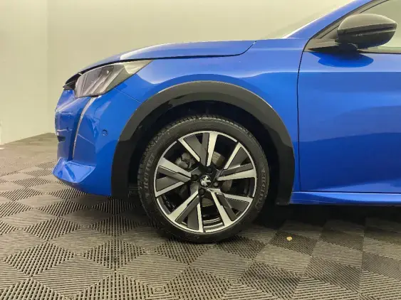 PEUGEOT 208 BUSINESS R II - voiture d'occasion - Photo 23