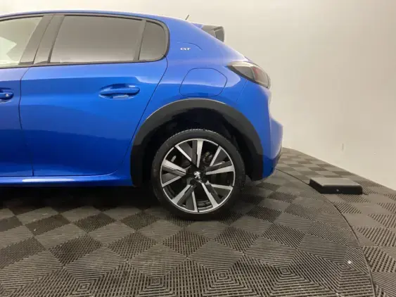 PEUGEOT 208 BUSINESS R II - voiture d'occasion - Photo 24