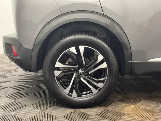 PEUGEOT 2008 II - voiture d'occasion - Photo 24