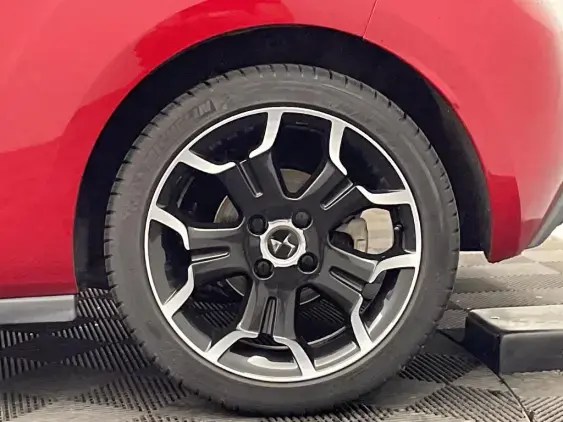 DS DS 3 CROSSBACK I - voiture d'occasion - Photo 24