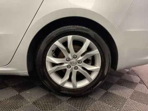 PEUGEOT 508 - voiture d'occasion - Photo 24