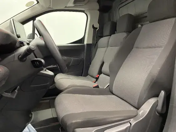 PEUGEOT PARTNER III - voiture d'occasion - Photo 16