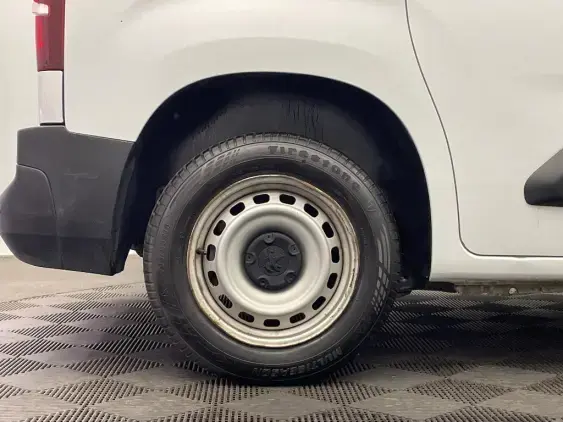 PEUGEOT PARTNER III - voiture d'occasion - Photo 23