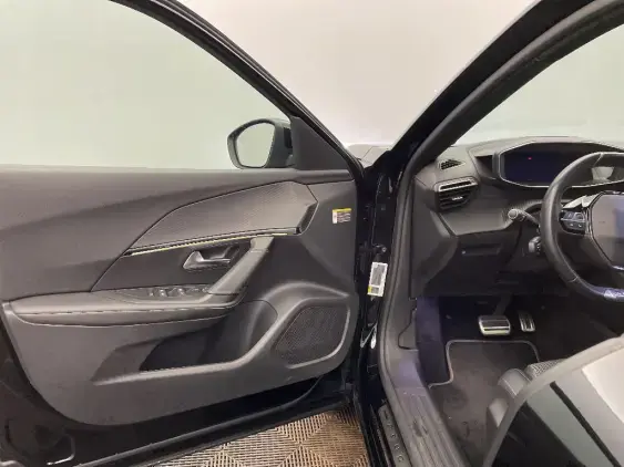 PEUGEOT 2008 II - voiture d'occasion - Photo 19