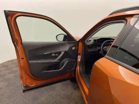 PEUGEOT 2008 II - voiture d'occasion - Photo 19