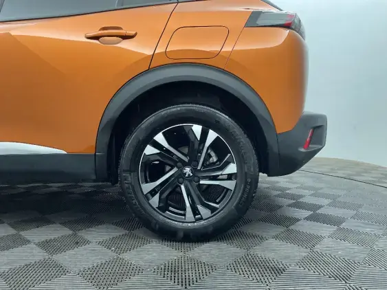 PEUGEOT 2008 II - voiture d'occasion - Photo 24