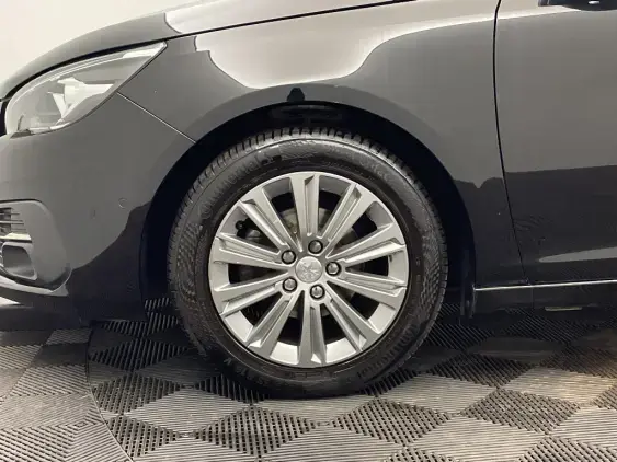 PEUGEOT 308 II - voiture d'occasion - Photo 23