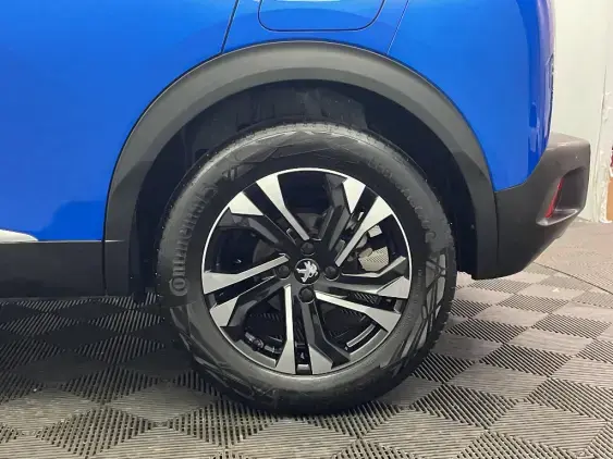 PEUGEOT 2008 II - voiture d'occasion - Photo 24