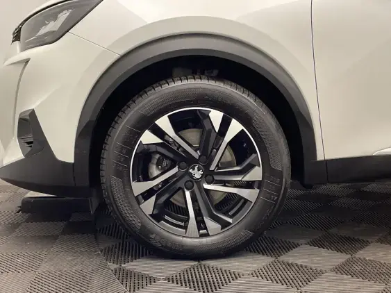 PEUGEOT 2008 II - voiture d'occasion - Photo 22