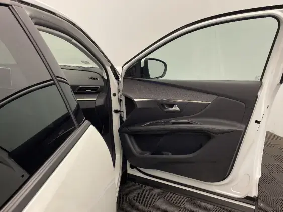 PEUGEOT 3008 II - voiture d'occasion - Photo 19