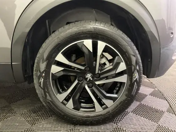 PEUGEOT 2008 II - voiture d'occasion - Photo 23